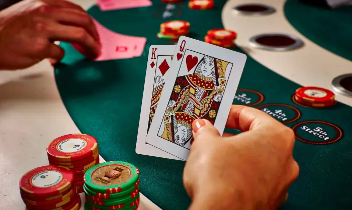 Các thế bài baccarat phổ biến hiện nay